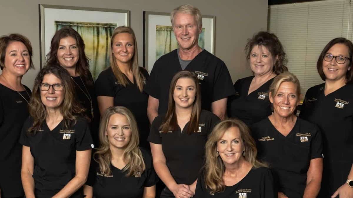 Meet the Team at Kurt Van Winkle Periodontics | Indianapolis